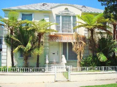 221-223 3/4 S. Elm Dr.Beverly Hills, CA 90212